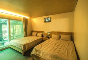 Gapyeong Gyegokae Poongdung Pension Camping