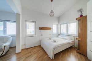 City Courtyard Haven