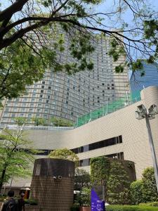 103 3-minute walk to Nishi-Shinjuku 5-chome Station