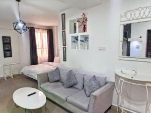 NGARA best rated studio apartment