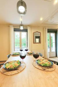 Appartements Sejour tout confort Emplacement exceptionnel : photos des chambres