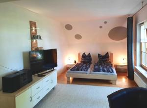 Lake view for two, near Berlin - 3hvězdičkové hotely ve městě Zeuthen