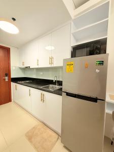 Shell Residences Mall of asia Lopez