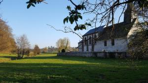 B&B / Chambres d'hotes La Cour de l-eglise : photos des chambres