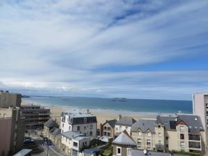 Duplex vue mer à Rochebonne Plage Parking