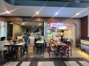 Rama 9 Private Duplex - Fully Equipped - WiFi - Netflix - Free Auto Parking