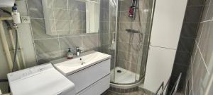 Residence "Le Lagon Bleu" with swimming pool