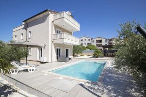 Villa Bellavista with 8 Bedrooms, Private Pool and Sauna