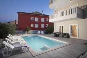 Villa Bellavista with 8 Bedrooms, Private Pool and Sauna