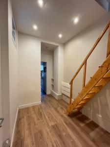 Appartements appartement cozy a Vincennes proche des transport M1 : photos des chambres