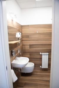 Akrone Rooms City Center