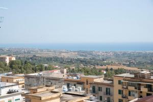 Akrone Rooms City Center