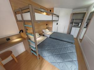 Hotels Premiere Classe Lille Sud - Douai Cuincy : photos des chambres