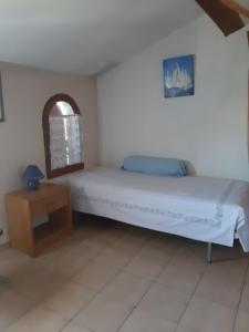 Maisons de vacances Vacances Mediterranee T2 dans aile de villa : photos des chambres