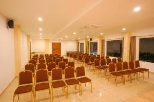 Hotel Praada Residency