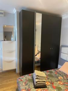 Appartements Studio independant proche centre et parking : photos des chambres