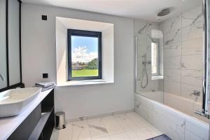 Maisons de vacances A l'abri des pins : photos des chambres