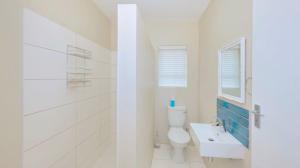 102 on Main Apartment