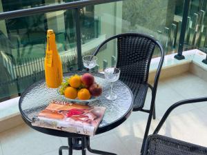 Qoople Legend B - premium apartments steps from the sea