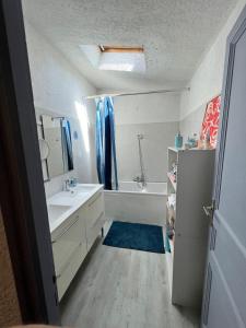 Au pied du Colorado Provencal