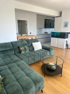 Avantgarde suite 5 min walk beach&old town