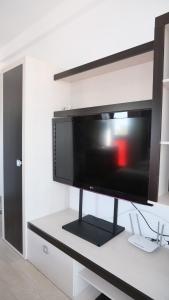 Mamaia-Summerland Beachfront Apartment