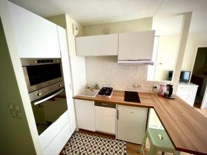 Appartements Joli studio, bassin d-Arcachon, parking prive, balcon : photos des chambres