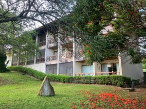 Flat 3 Mobiliado no Condominio Flats Monte Castelo - Gravatá PE