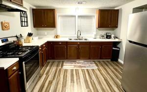 Quiet & Cozy in 3BR 2BA