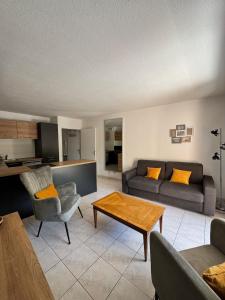 Appartements Charmant 2pcs - parking - piscine : Appartement 1 Chambre