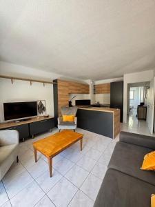 Appartements Charmant 2pcs - parking - piscine : photos des chambres
