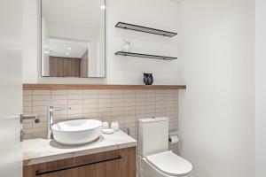 Stylish 1BR in Hamilton House