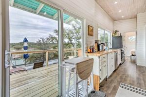 Updated Texas Tiny Home Rental on Lake Travis