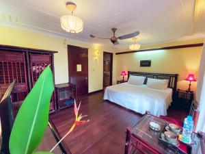 May - Maison De Charme 02