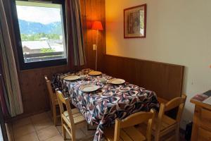 Apartment Of 55 M With Balcony View Mont Blanc