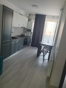 Apartament 2 camere aproape de plaja Mangalia