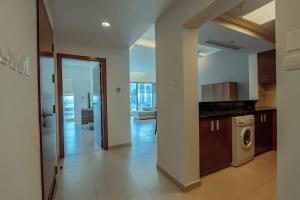 Stylish 1BR Sleeps 4 Gate Tower, Reem Island