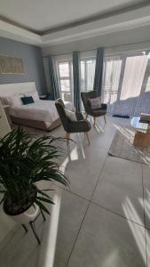 Inspire Cottage near OR Tambo Airport & Greenstone