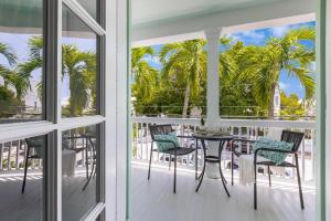 HONEY at Scarlet Mango Inn Key West