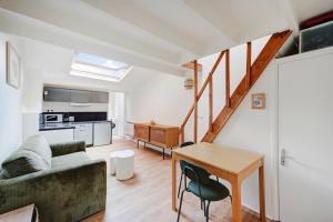 Loft lumineux proche transports & Paris - 3hvězdičkové hotely ve městě Bagnolet