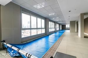 Apto Complexo Comercial c Vaga de Garagem