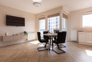 Starowiejska Panorama View Apartment by BookingHost