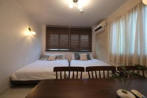 DongMyo Vibe 2BR Home, 4 Beds, 8 Guests
