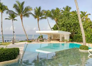 Beachfront FL21 Con Tina Aquarella