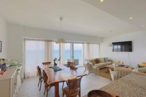 Beachfront FL21 Con Tina Aquarella