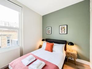 Stylish Camden Apartment C11
