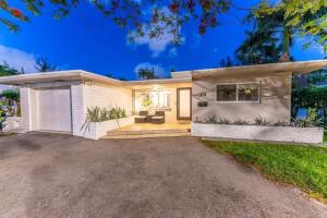 Secluded Villa with 3 bedrooms and Heated Pool