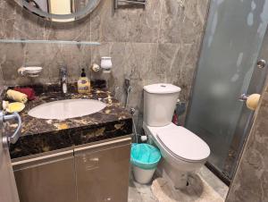 Comfy Studio Stanley, Alexandria