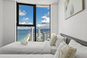 SkyHigh Ocean Luxe Balcony and Resort Amenities