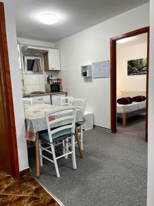 Apartmani MOSLAVINA i parking